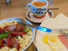 香港の朝食