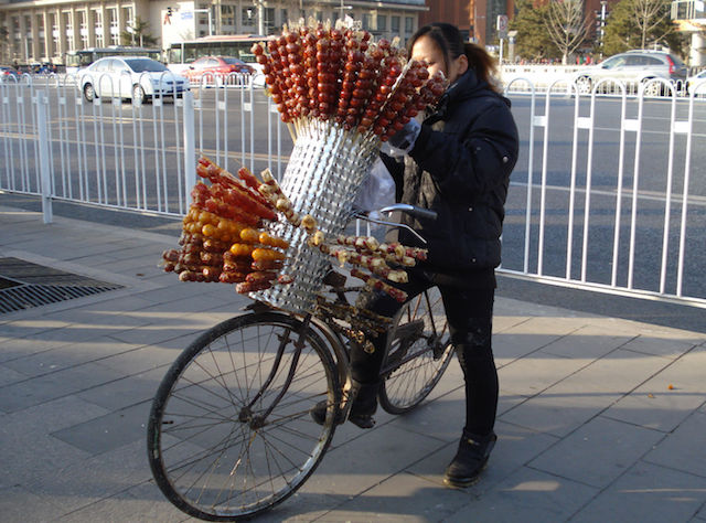 北京の屋台の冰糖葫芦