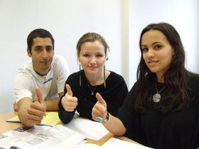 フィジーの語学学校で海外就職