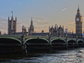 ロンドン