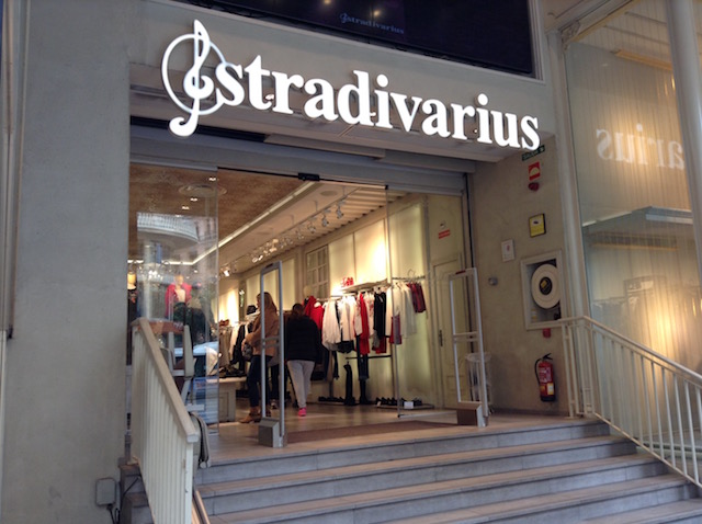 stradivarius（ストラディバリウス）