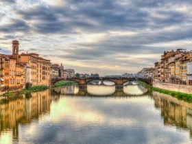 イタリア