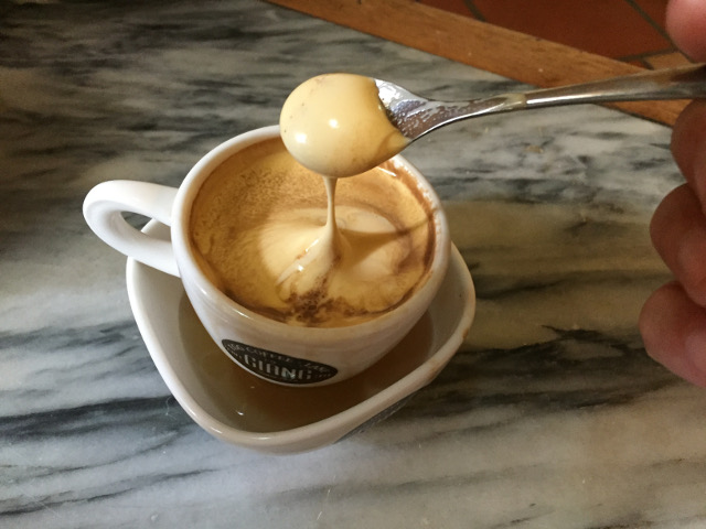 卵コーヒー（Cà Phê Trứng）