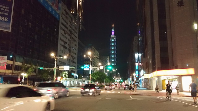 台湾の夜