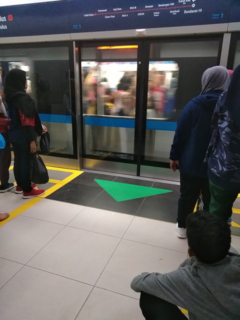 地下鉄MRT